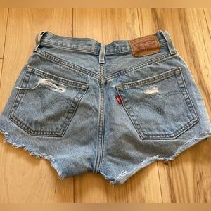 501 Levi's Women's Blue Denim Shorts